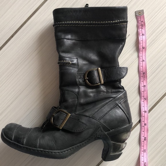 Heel boots - Picture 7 of 8